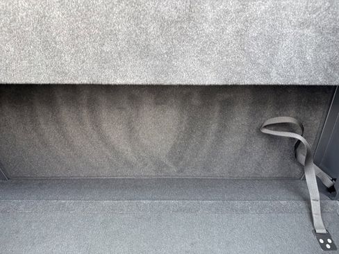 Used 2023 Nissan Ariya FWD image 48