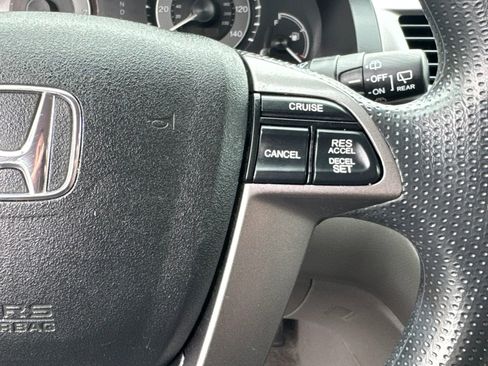 Used 2014 Honda Odyssey EX image 16