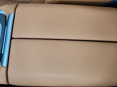 Used 2026 BMW X7 xDrive40i image 54