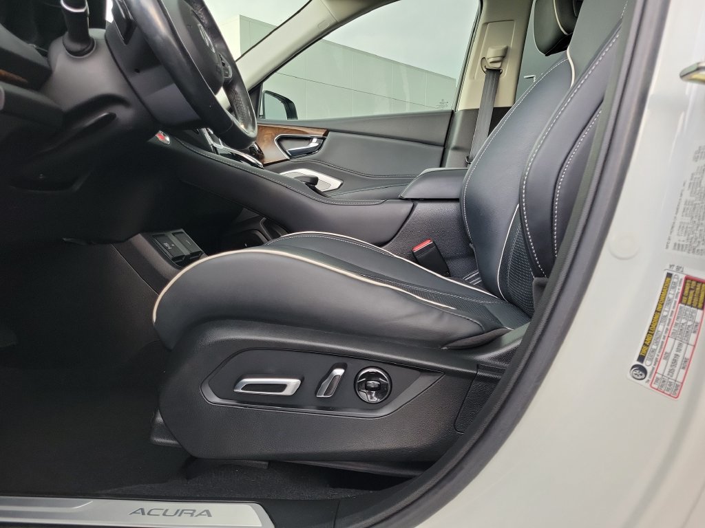 Used 2020 Acura RDX w/ Advance Package FWD image 19