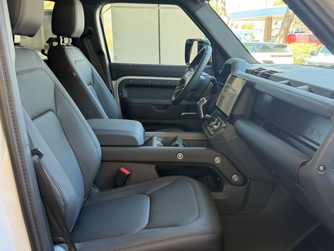 New 2026 Land Rover Defender 110 S AWD/4WD image 25