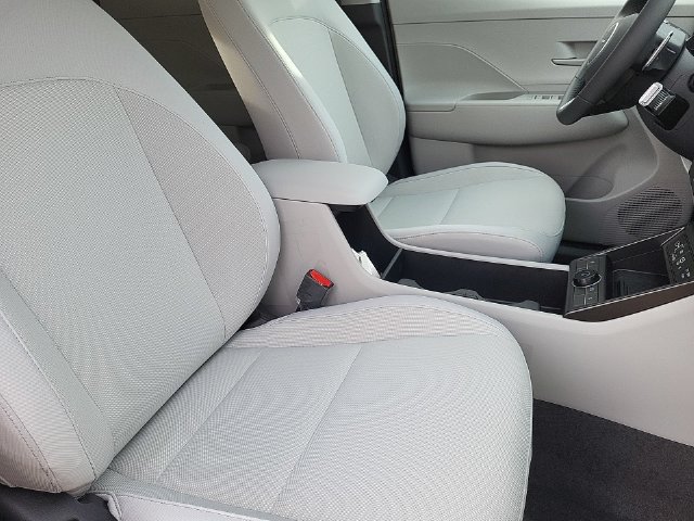 Certified 2024 Hyundai Kona SEL w/ Convenience Package AWD/4WD image 24