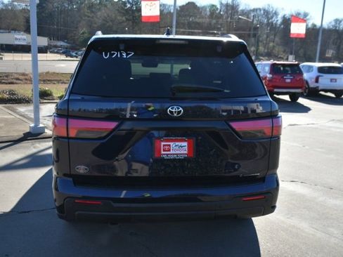 Used 2025 Toyota Sequoia SR5 image 4