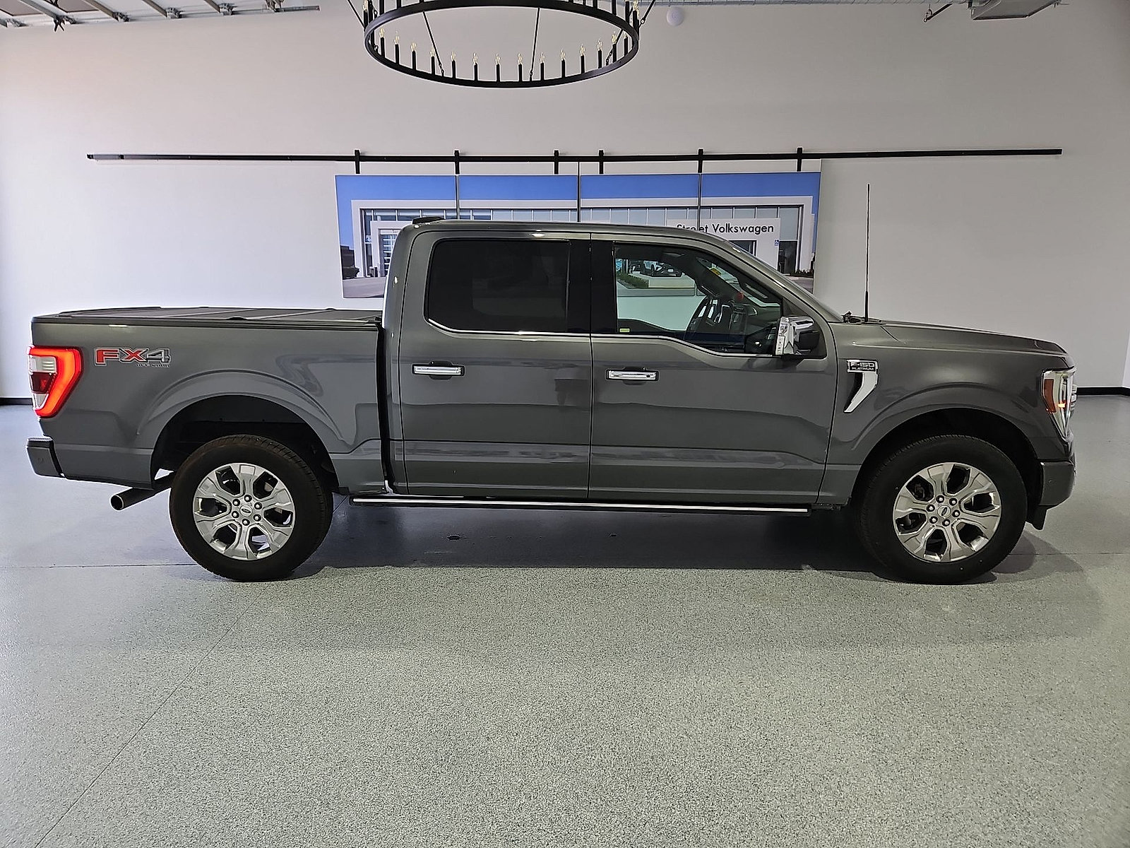 Used 2022 Ford F150 Platinum w/ Equipment Group 701A High AWD/4WD image 9