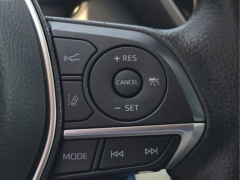 Used 2024 Toyota Camry LE FWD image 17