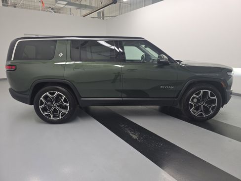 Used 2025 Rivian R1S Adventure AWD/4WD image 6