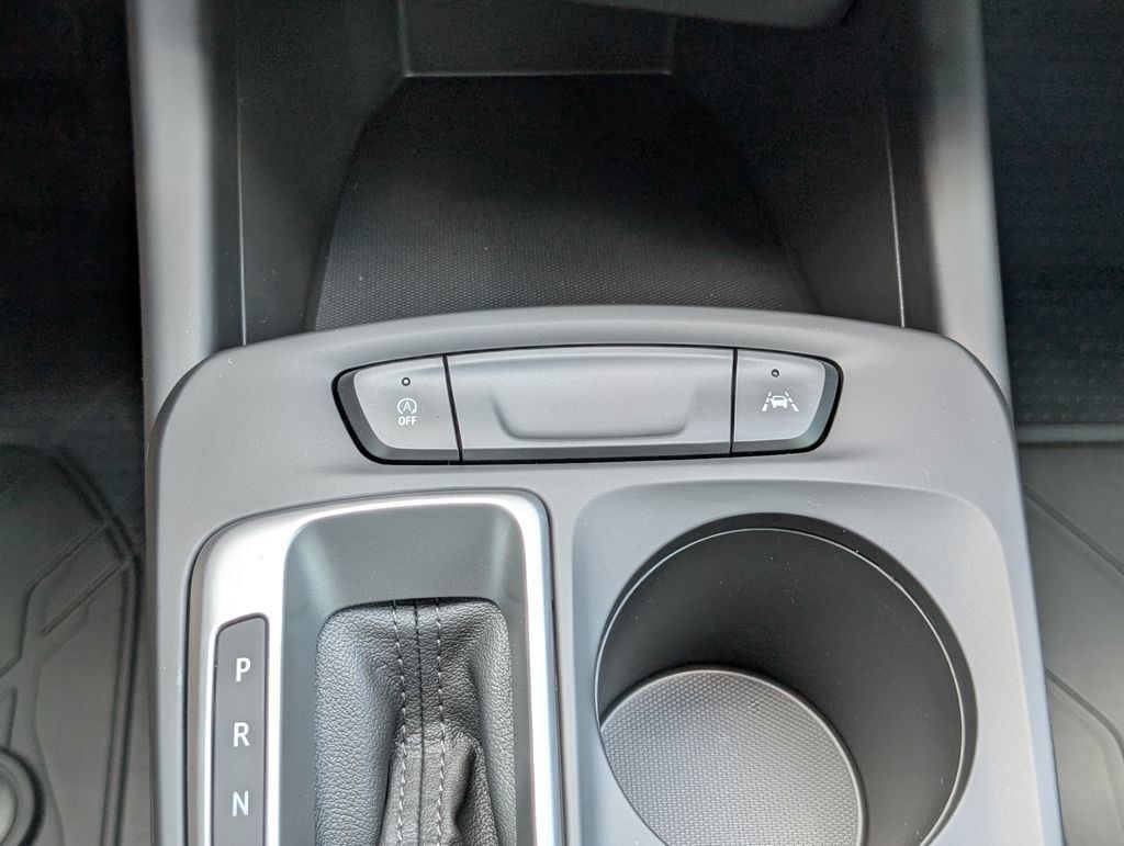 New 2026 Chevrolet Trax LS w/ LS Convenience Package FWD image 21