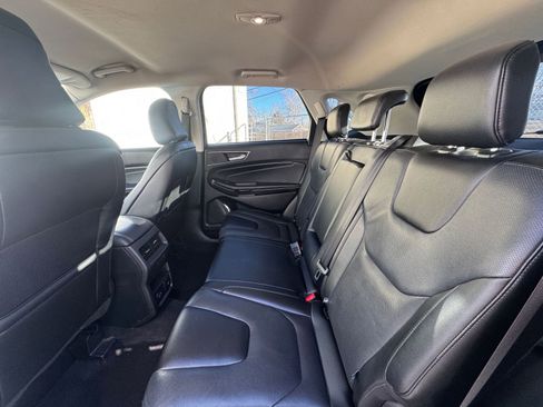Used 2022 Ford Edge Titanium w/ Equipment Group 301A image 25