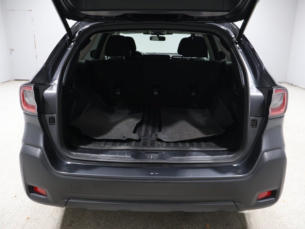 Used 2025 Subaru Outback Premium AWD/4WD image 19
