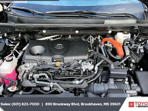 Used 2022 Toyota RAV4 XLE w/ Convenience Package AWD/4WD image 9