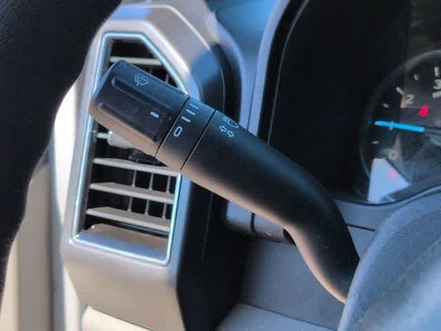 Used 2019 Ford F150 XLT AWD/4WD image 26