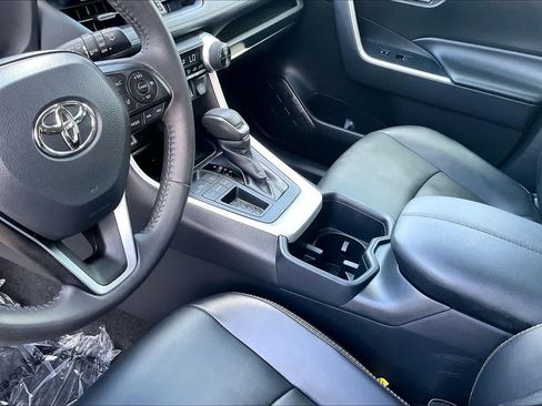 Used 2024 Toyota RAV4 XLE Premium w/ Weather Package FWD image 17