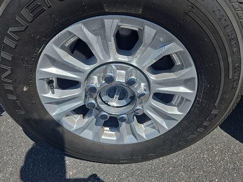 Used 2022 Ford F350 XL w/ STX Appearance Package AWD/4WD image 32