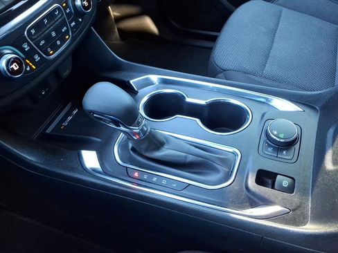 Certified 2023 Chevrolet Traverse LT image 10