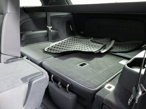 Used 2025 Audi Q7 3.0T Prestige w/ Prestige Package image 42