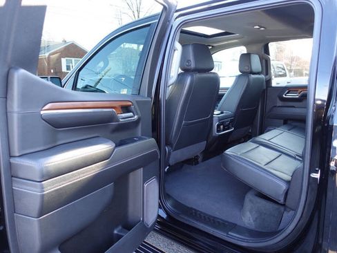 Used 2023 GMC Sierra 1500 Denali w/ Denali Reserve Package AWD/4WD image 22