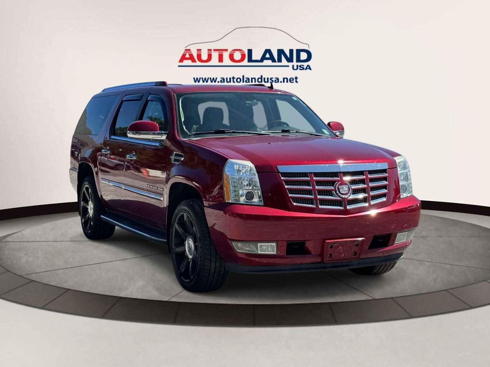 Used 2011 Cadillac Escalade ESV Luxury AWD/4WD image 2