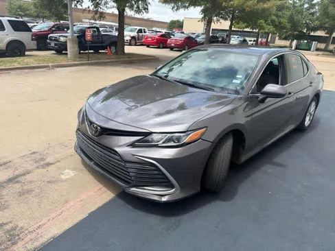 Used 2021 Toyota Camry LE FWD image 3