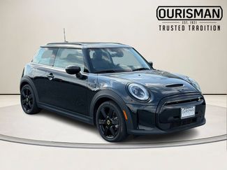 Used 2024 MINI Cooper SE FWD video 1