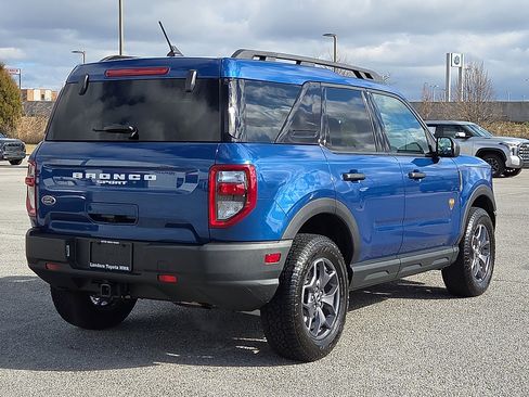 Used 2023 Ford Bronco Sport Badlands image 5