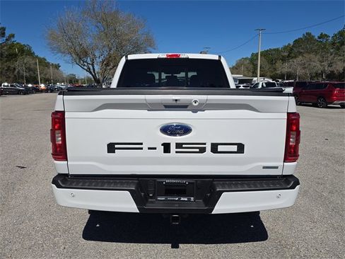 Used 2021 Ford F150 XLT w/ Equipment Group 302A High image 5