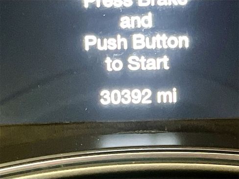 Used 2022 Jeep Grand Cherokee Laredo X image 12