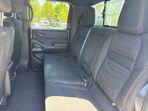 Used 2023 Nissan Frontier PRO-4X w/ Pro Convenience Package AWD/4WD image 12