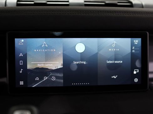 Used 2022 Land Rover Defender 90 X-Dynamic S image 28