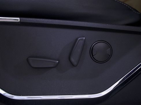 Used 2024 Ford F250 Lariat w/ Lariat Ultimate Package image 21