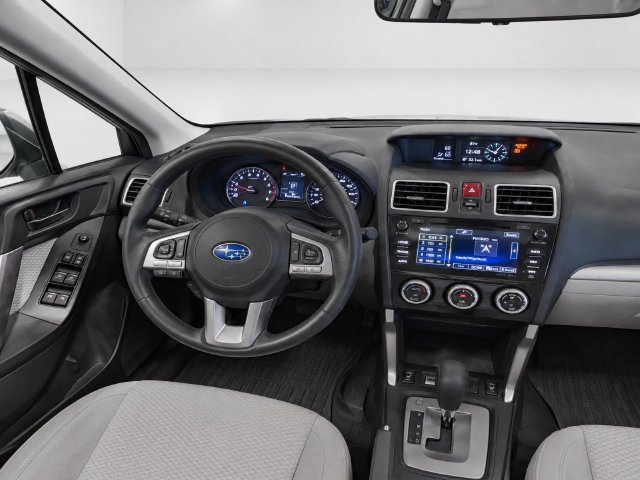 Used 2018 Subaru Forester 2.5i Premium AWD/4WD image 17