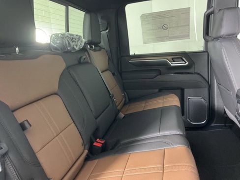 New 2026 Chevrolet Silverado 2500 High Country w/ High Country Premium Package AWD/4WD image 14