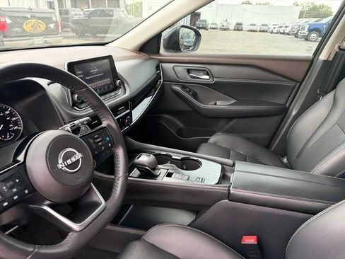 Used 2023 Nissan Rogue SL FWD image 16