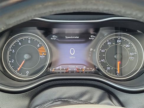 Used 2019 Jeep Cherokee Limited image 26