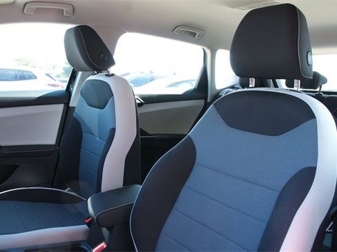 New 2026 Volkswagen Taos S image 11