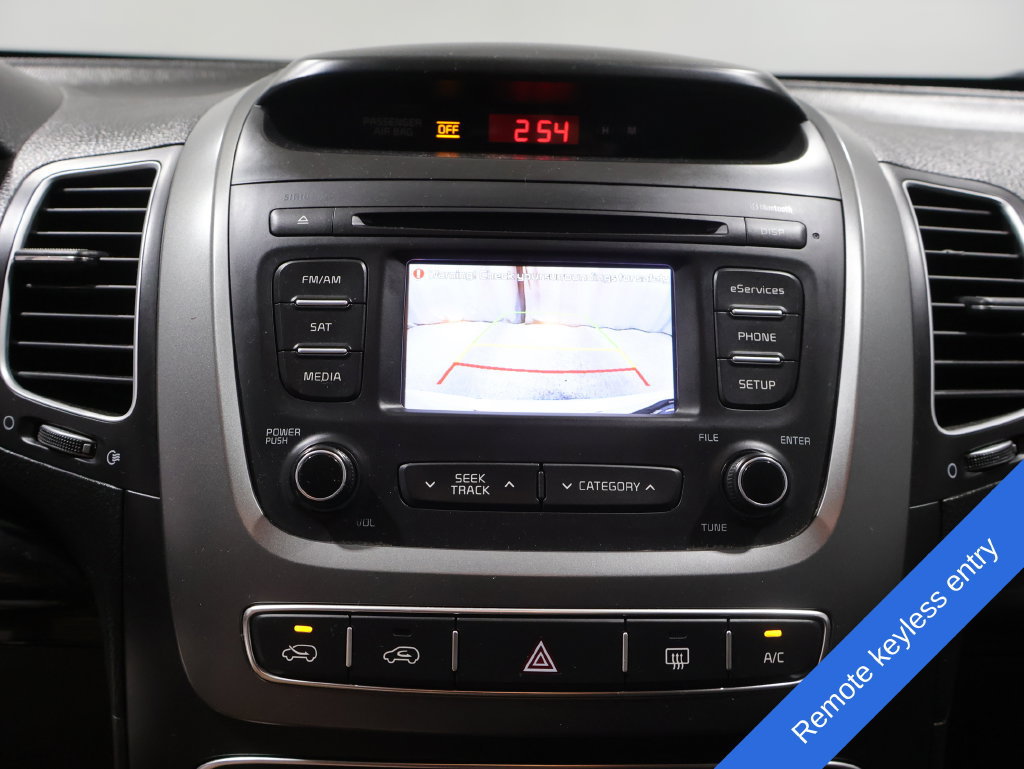 Used 2014 Kia Sorento LX AWD/4WD image 2