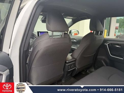Used 2023 Toyota RAV4 SE w/ SE Grade Weather Package AWD/4WD image 16