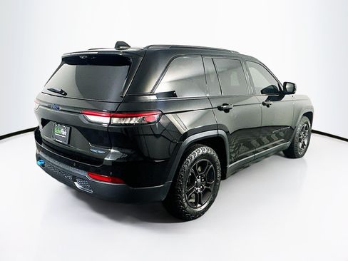 Used 2024 Jeep Grand Cherokee Trailhawk w/ Advanced Protech Group II AWD/4WD image 9