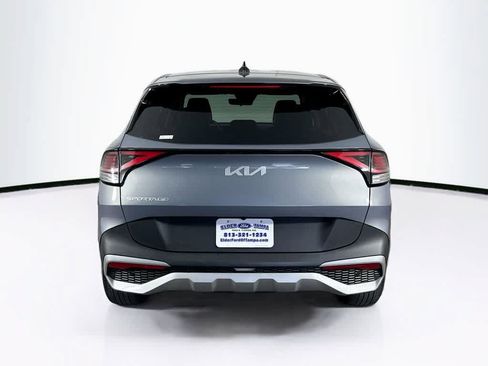 Used 2023 Kia Sportage EX FWD image 5