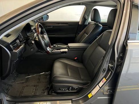Used 2017 Lexus ES 350 w/ Premium Package FWD image 29