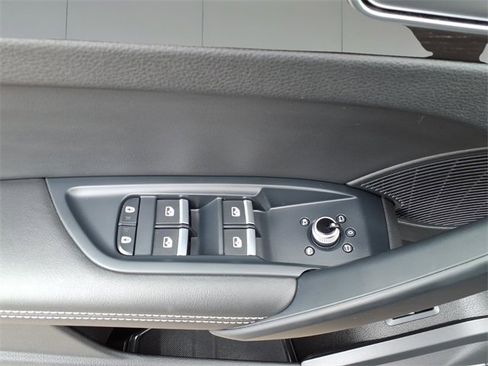 Used 2022 Audi Q5 2.0T Premium Plus w/ Premium Plus Package image 12