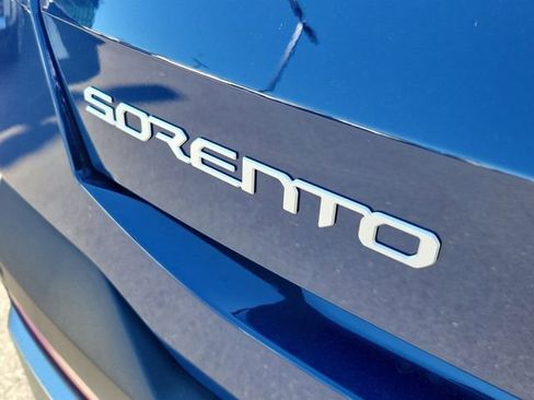 New 2026 Kia Sorento S image 7