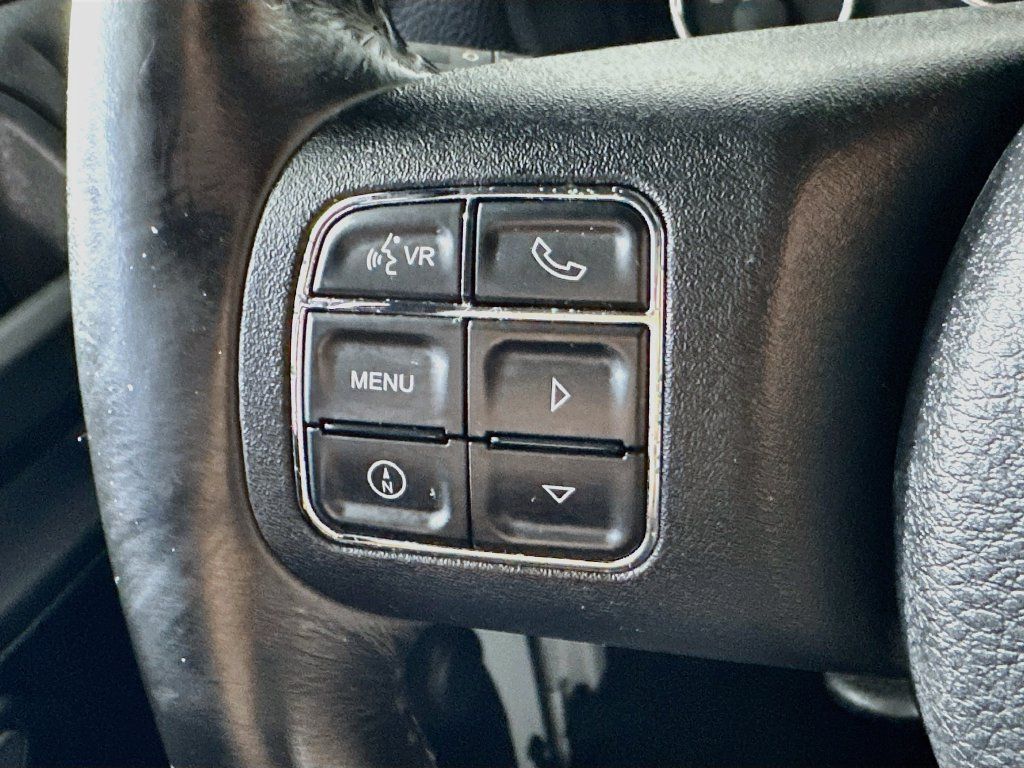Used 2015 Jeep Wrangler Sport w/ Connectivity Group AWD/4WD image 24