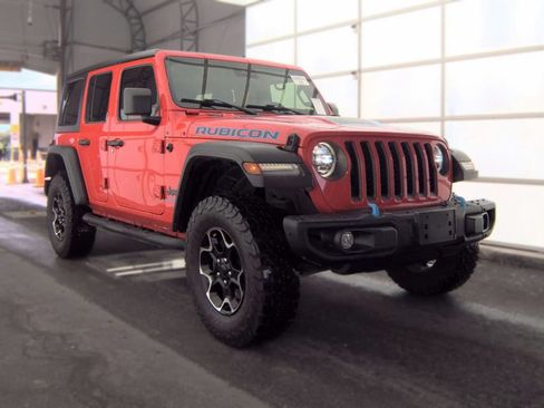 Used 2021 Jeep Wrangler Unlimited Rubicon 4xe w/ Steel Bumper Group AWD/4WD image 3