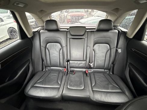 Used 2011 Audi Q5 2.0T Premium AWD/4WD image 30