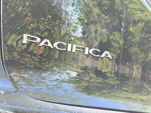 New 2026 Chrysler Pacifica Select FWD image 15