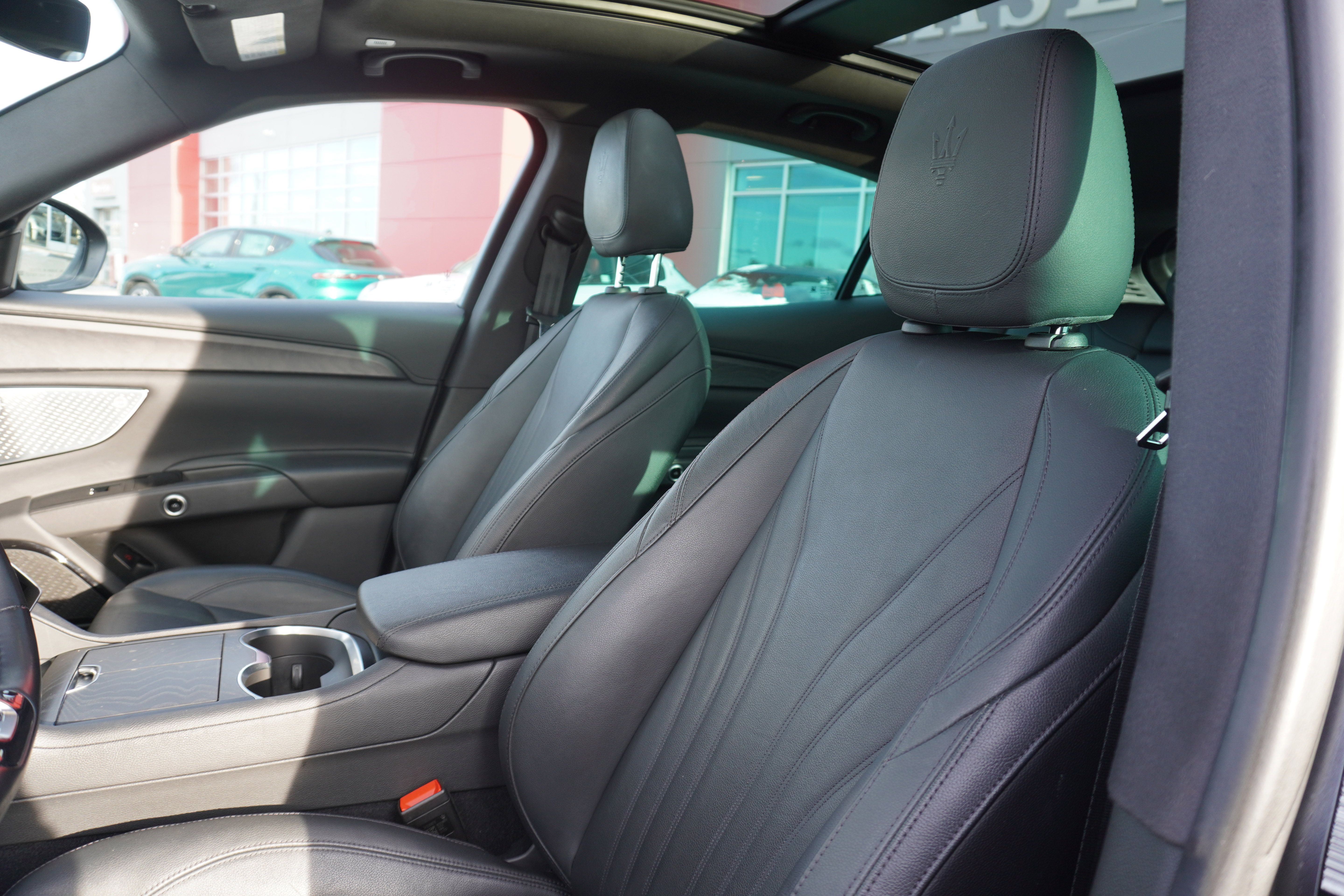 Used 2023 Maserati Grecale Modena AWD/4WD image 13