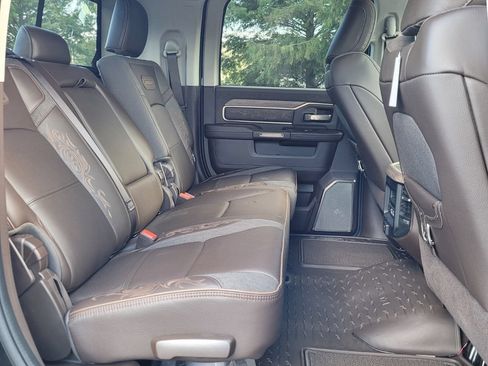 New 2025 RAM 2500 Limited AWD/4WD image 14