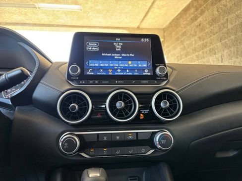 Used 2025 Nissan Sentra SV FWD image 20