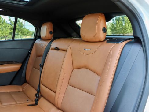 Used 2023 Cadillac XT4 Sport FWD image 17