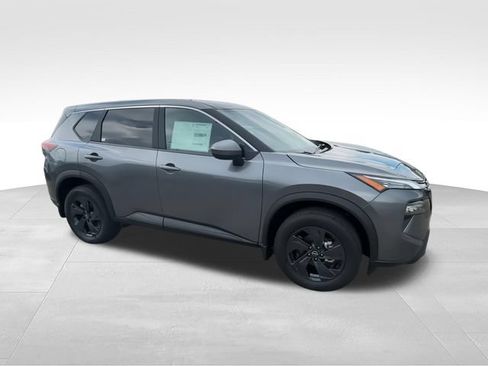 New 2026 Nissan Rogue SV w/ Cold Weather Package AWD/4WD image 2